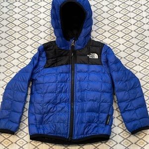 Toddler boy or girl lightweight puffy jacket